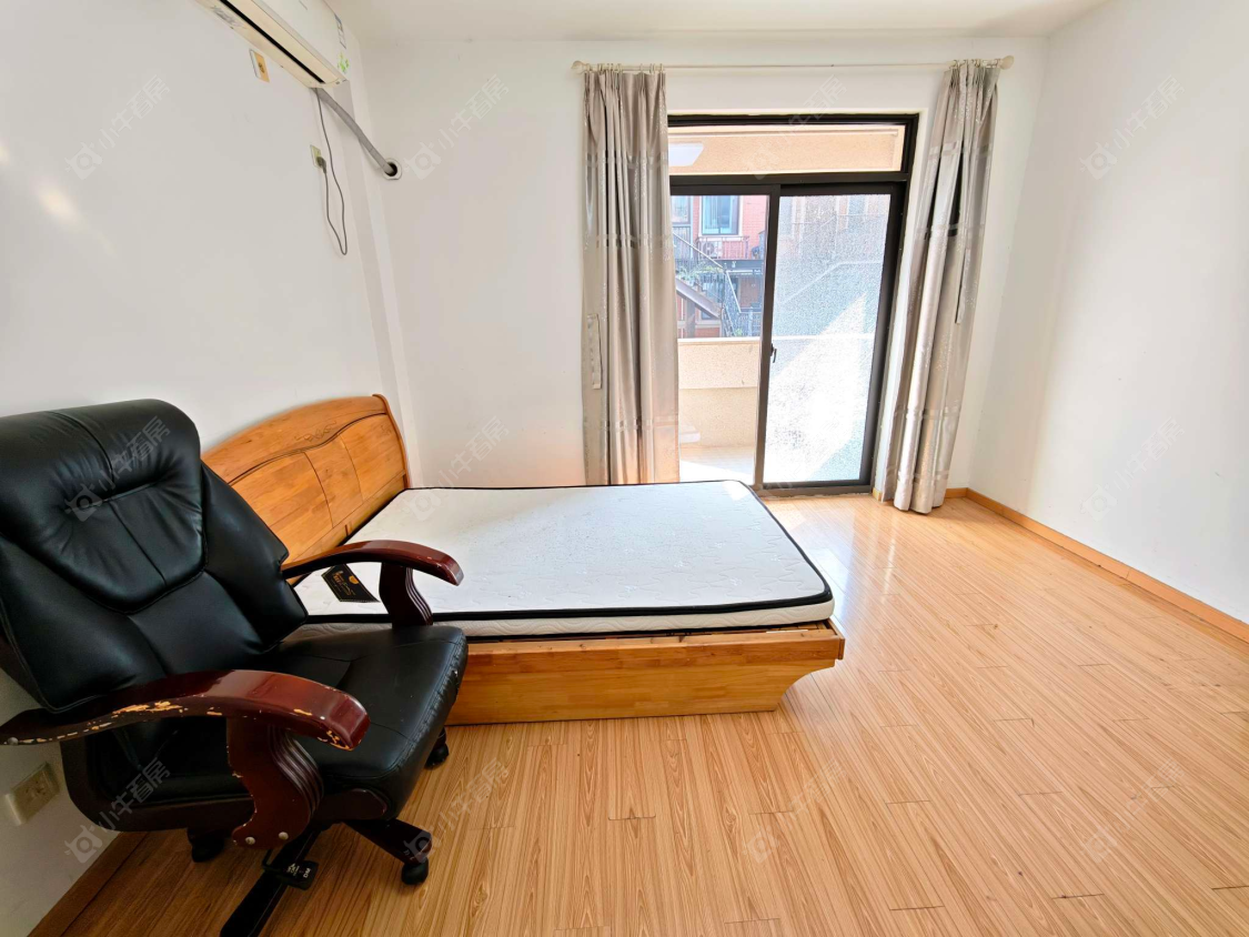 上海绿地海域笙晖别墅区在售二手房源小区图_小牛看房