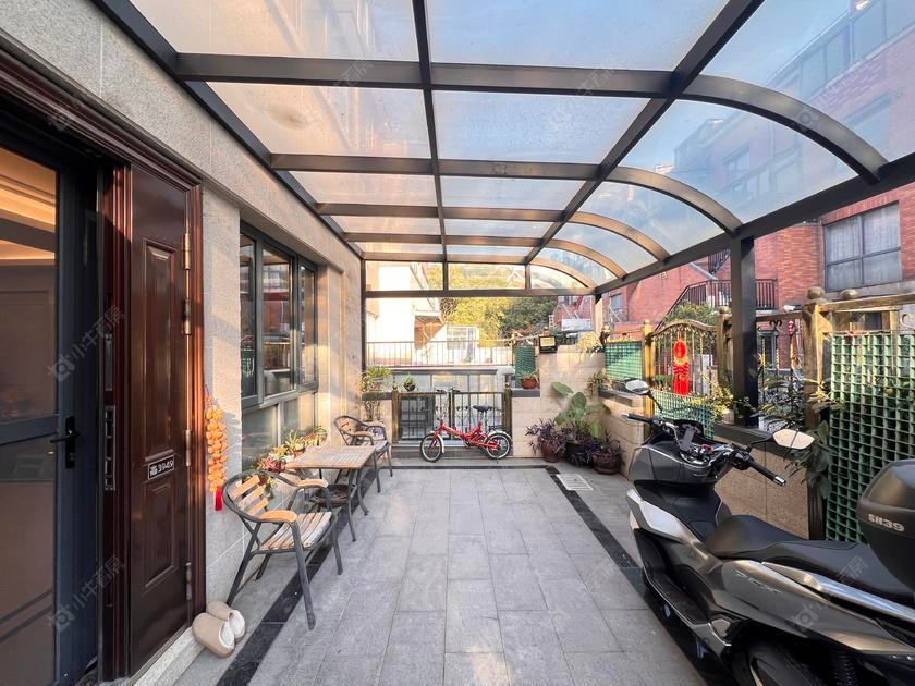 上海美兰湖岭域在售二手房源小区图_小牛看房