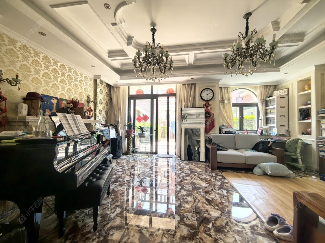 上海万科琥珀郡园别墅区在售二手房源小区图_小牛看房