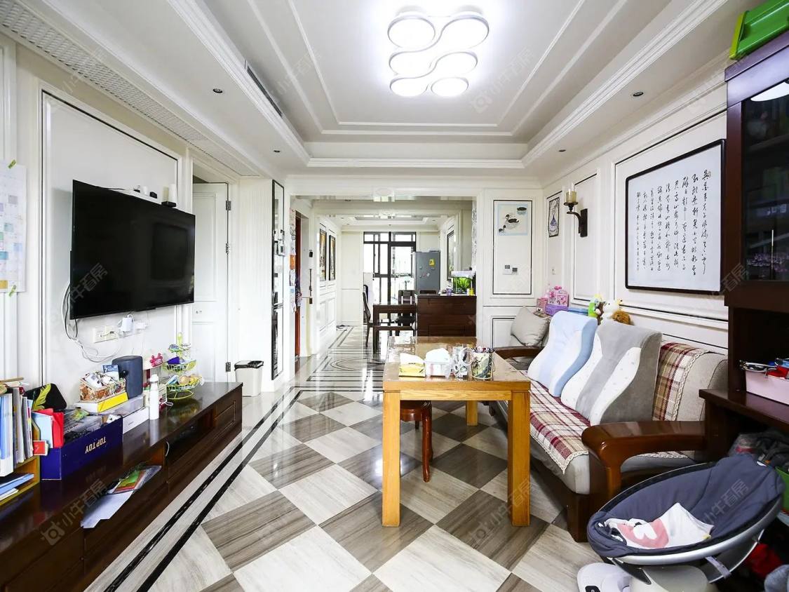 上海润地华庭在售二手房源小区图_小牛看房