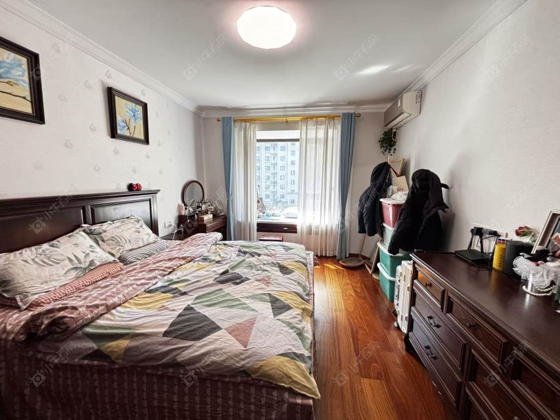 上海绿地新里波洛克公馆在售二手房源小区图_小牛看房