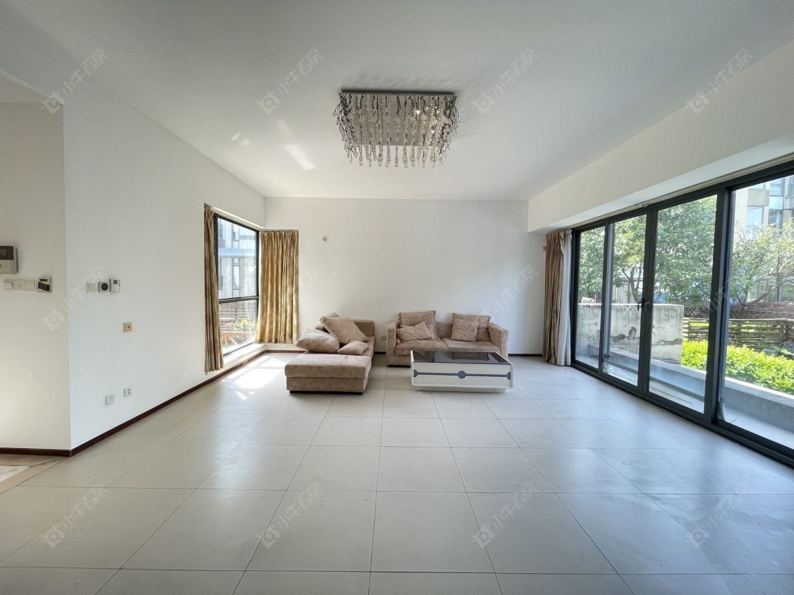 上海凯德林茵湖畔东区别墅区在售二手房源小区图_小牛看房