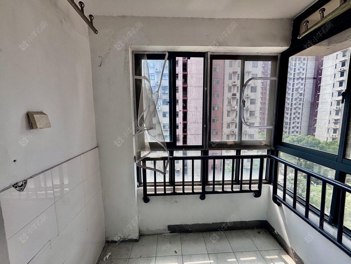 上海宝虹水岸景苑东区在售二手房源小区图_小牛看房