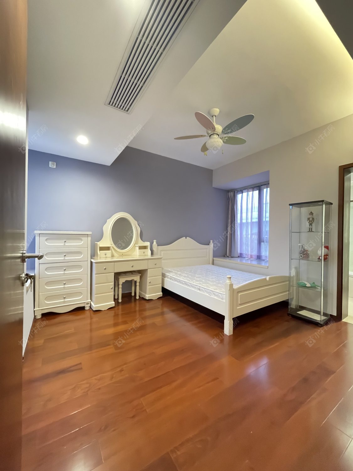 上海凯德林茵湖畔东区在售二手房源小区图_小牛看房