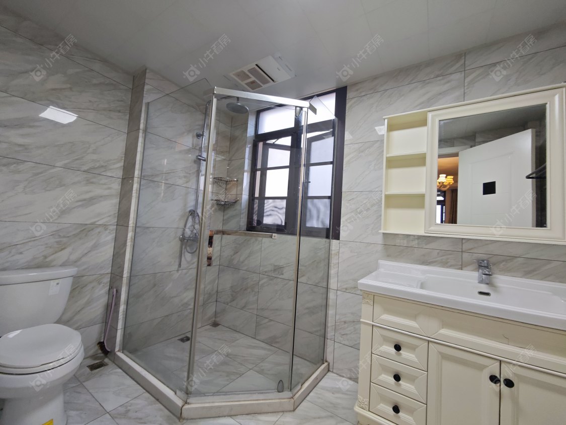 上海长泰东郊御园别墅区在租房源小区图_小牛看房