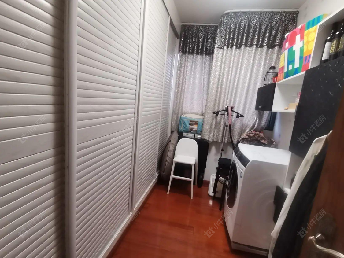 上海美兰湖岭域在售二手房源小区图_小牛看房