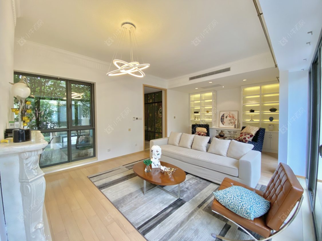 上海凯德林茵湖畔东区别墅区在售二手房源小区图_小牛看房