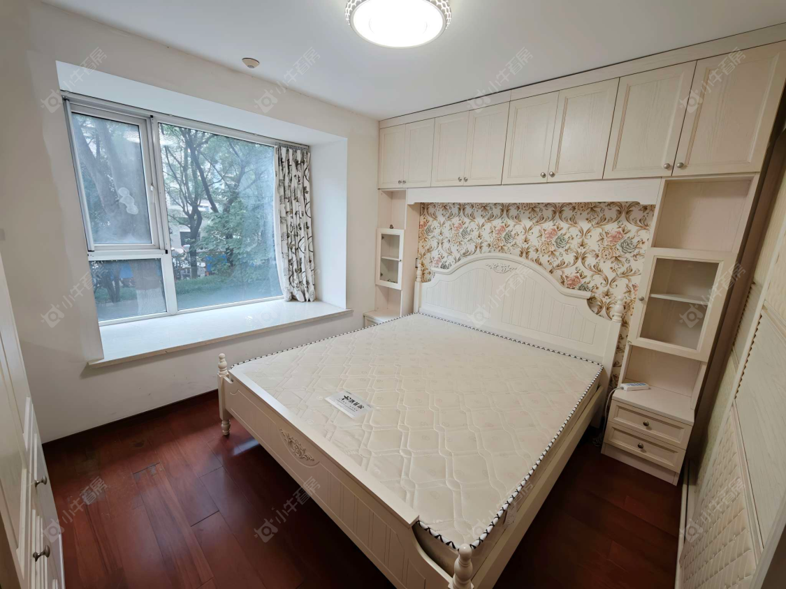 上海万科四季花城111弄在售二手房源小区图_小牛看房