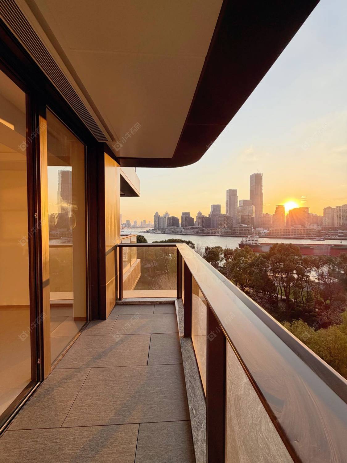 上海滨江凯旋门在售二手房源小区图_小牛看房