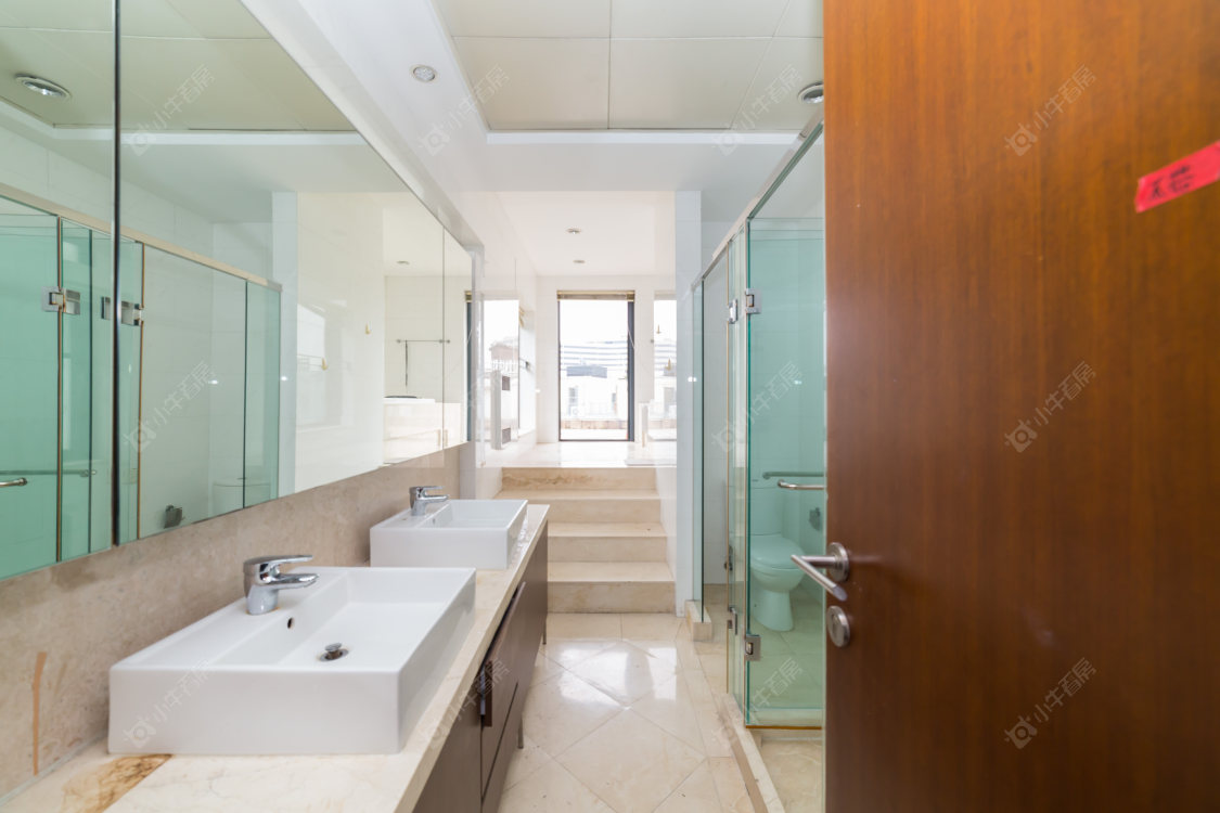 上海凯德林茵湖畔西区别墅区在售二手房源小区图_小牛看房