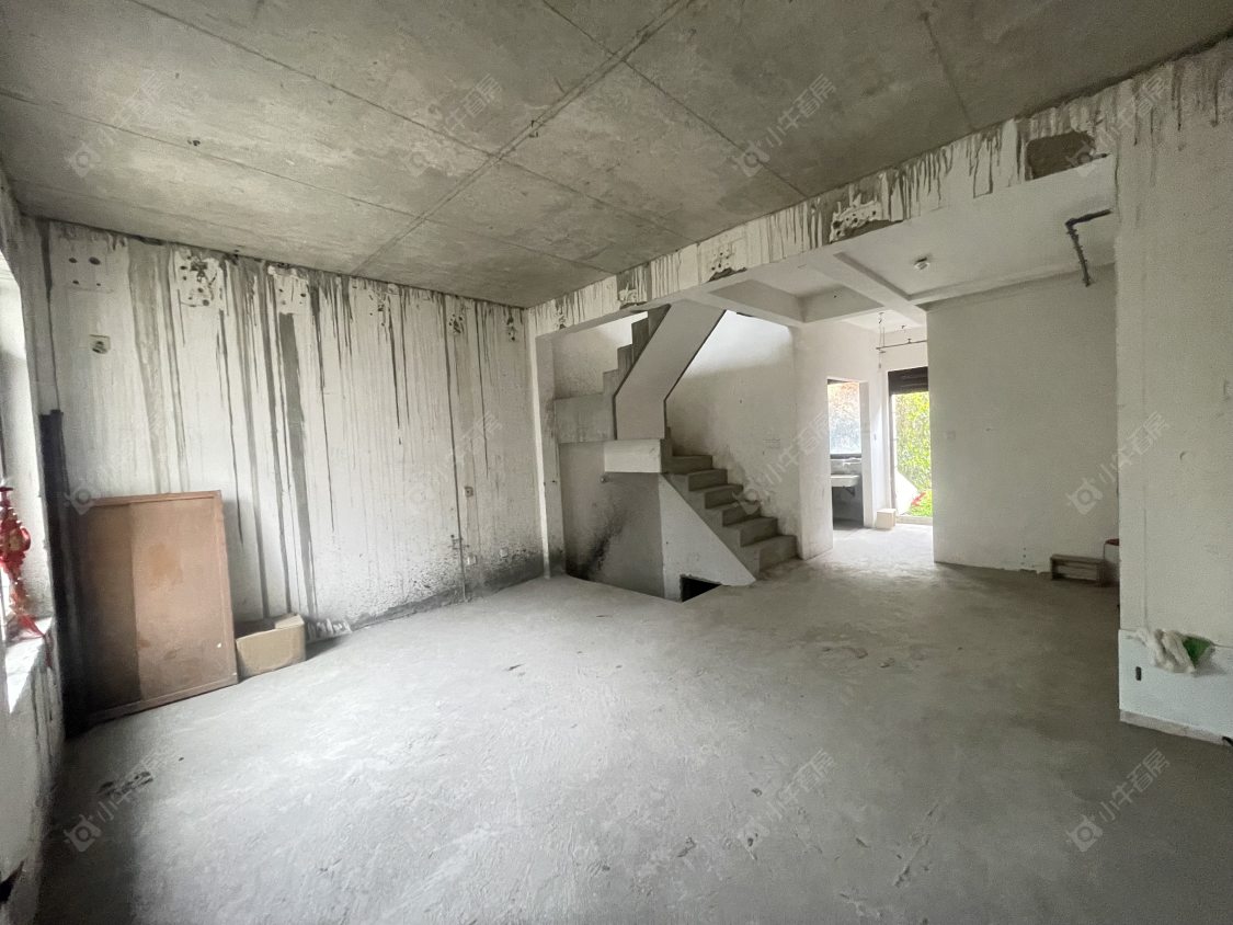 上海正荣国领别墅区在售二手房源小区图_小牛看房