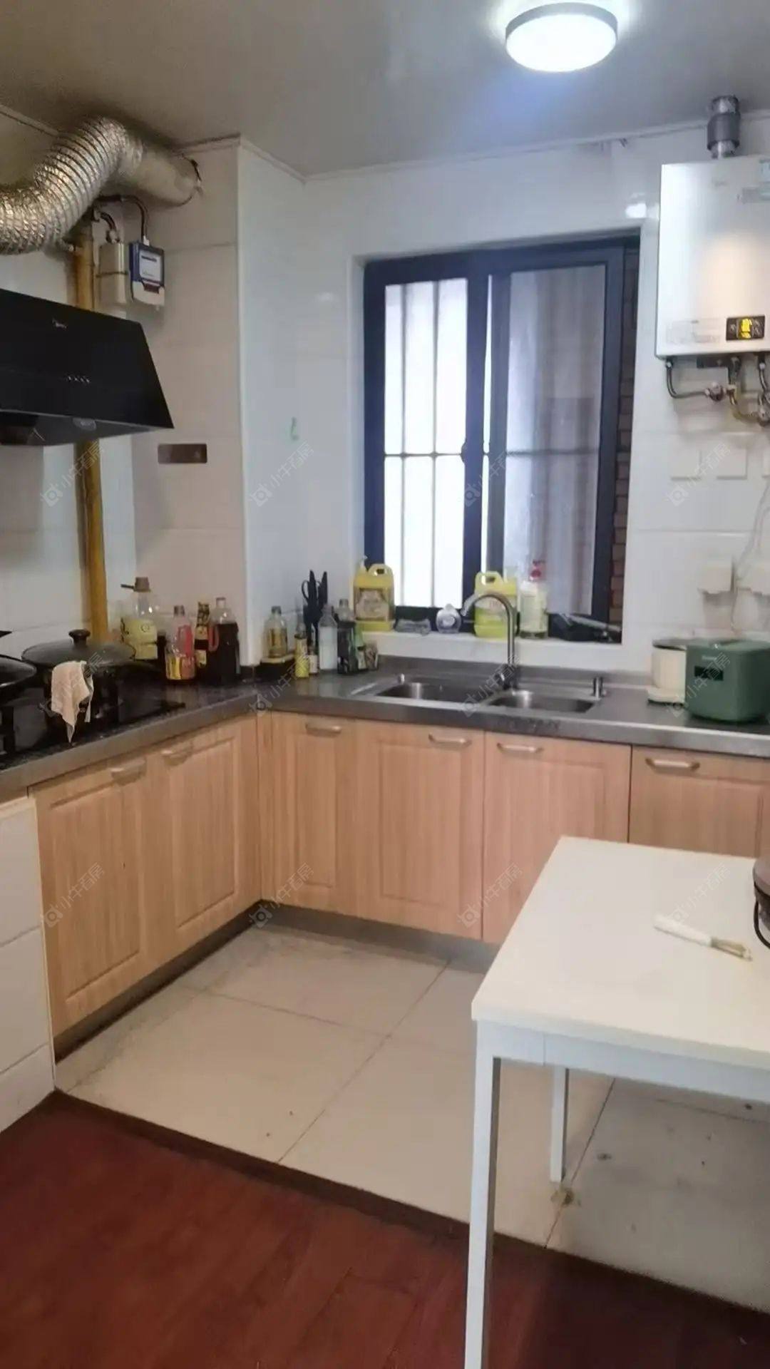 上海万业紫辰苑在租房源小区图_小牛看房