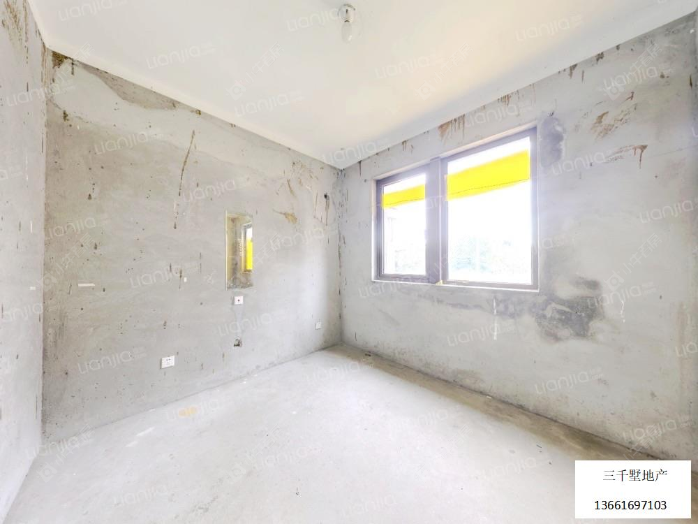 上海中骏雍景湾东区在售二手房源小区图_小牛看房