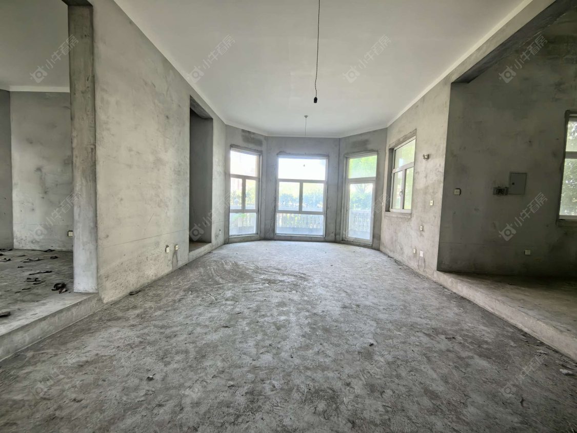 上海美兰湖别墅在售二手房源小区图_小牛看房