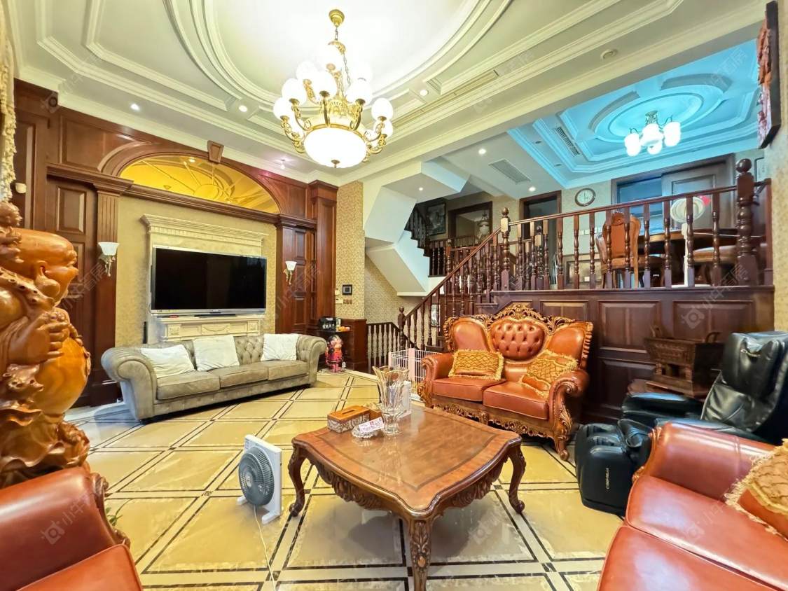 上海美兰湖花园别墅区在售二手房源小区图_小牛看房