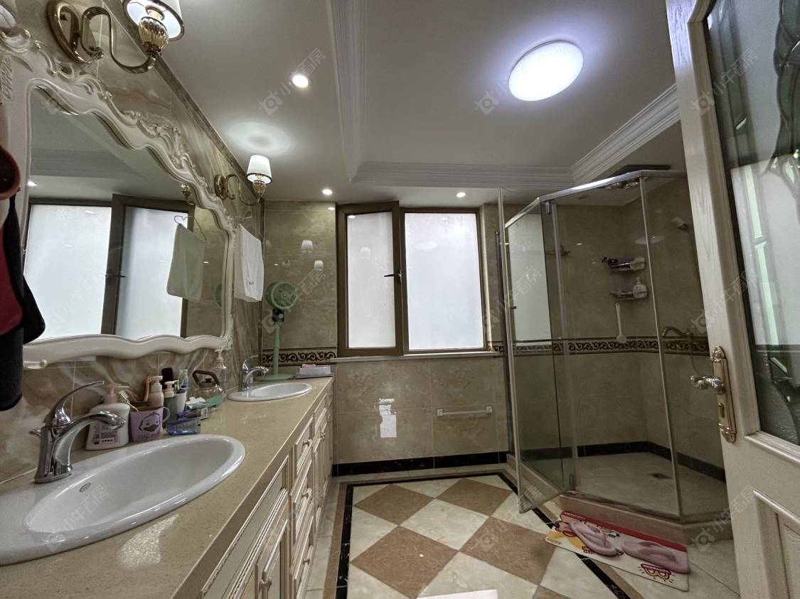 上海银河丽湾在售二手房源小区图_小牛看房