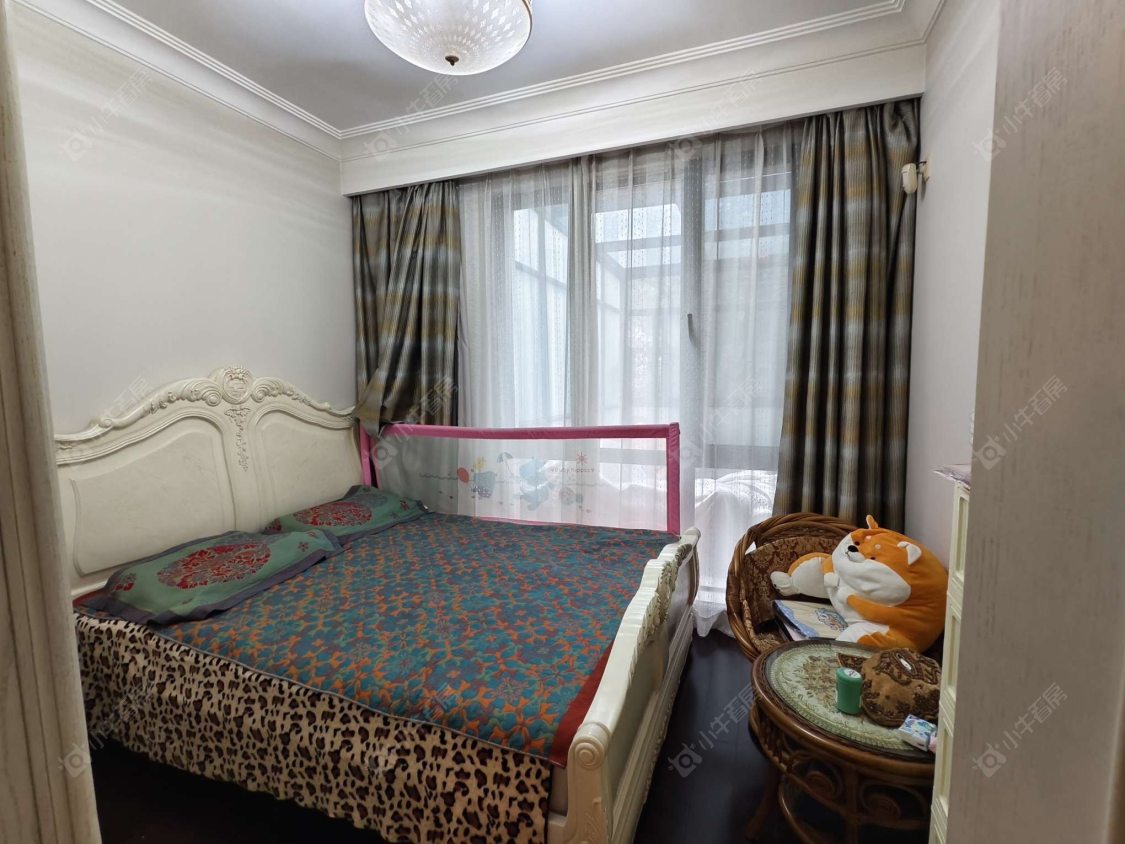 上海万科琥珀臻园别墅区在售二手房源小区图_小牛看房