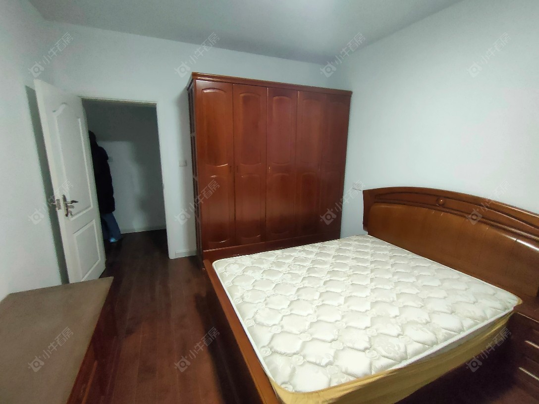 上海怡泰家苑在租房源小区图_小牛看房