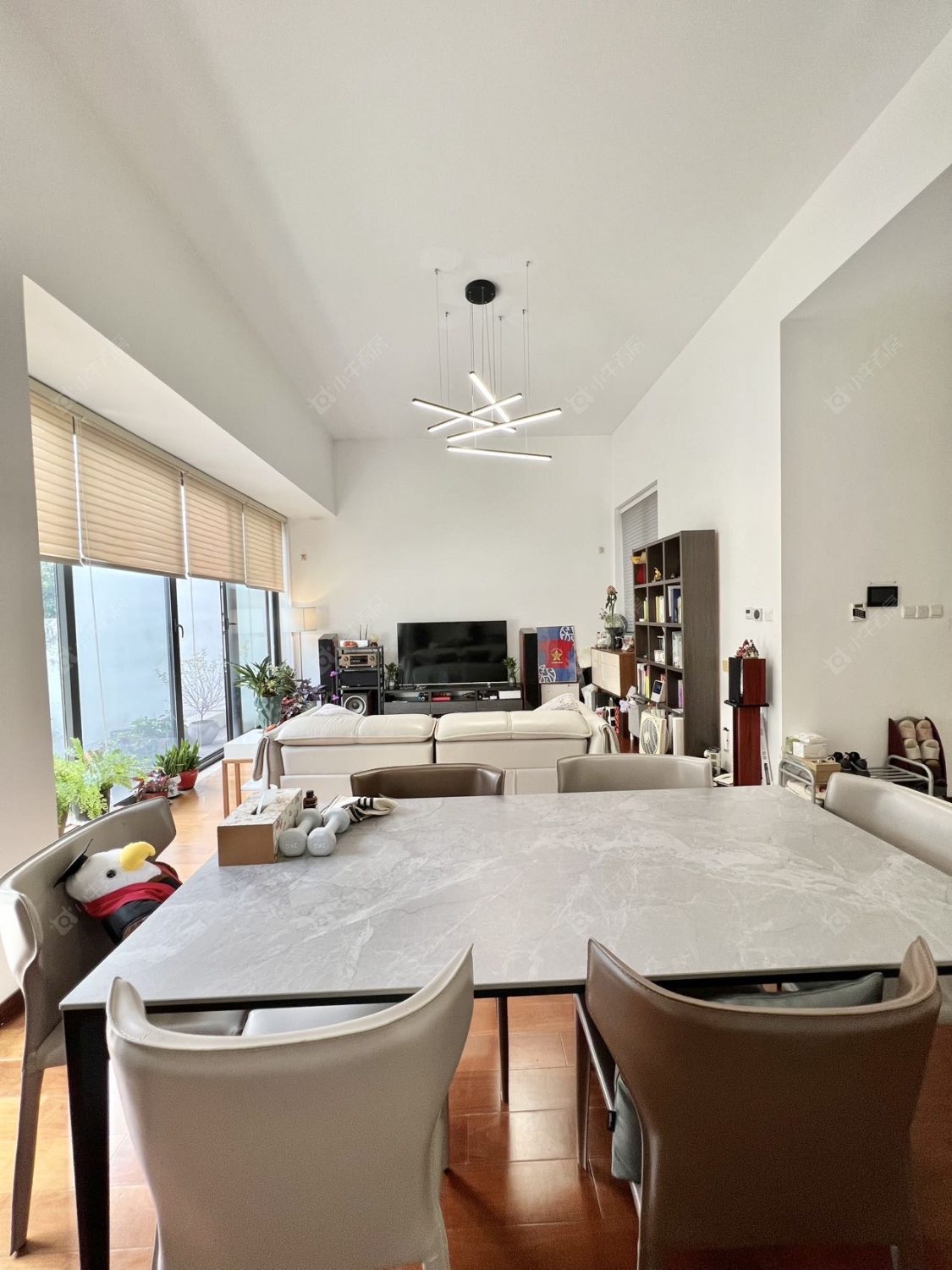 上海凯德林茵湖畔东区别墅区在售二手房源小区图_小牛看房