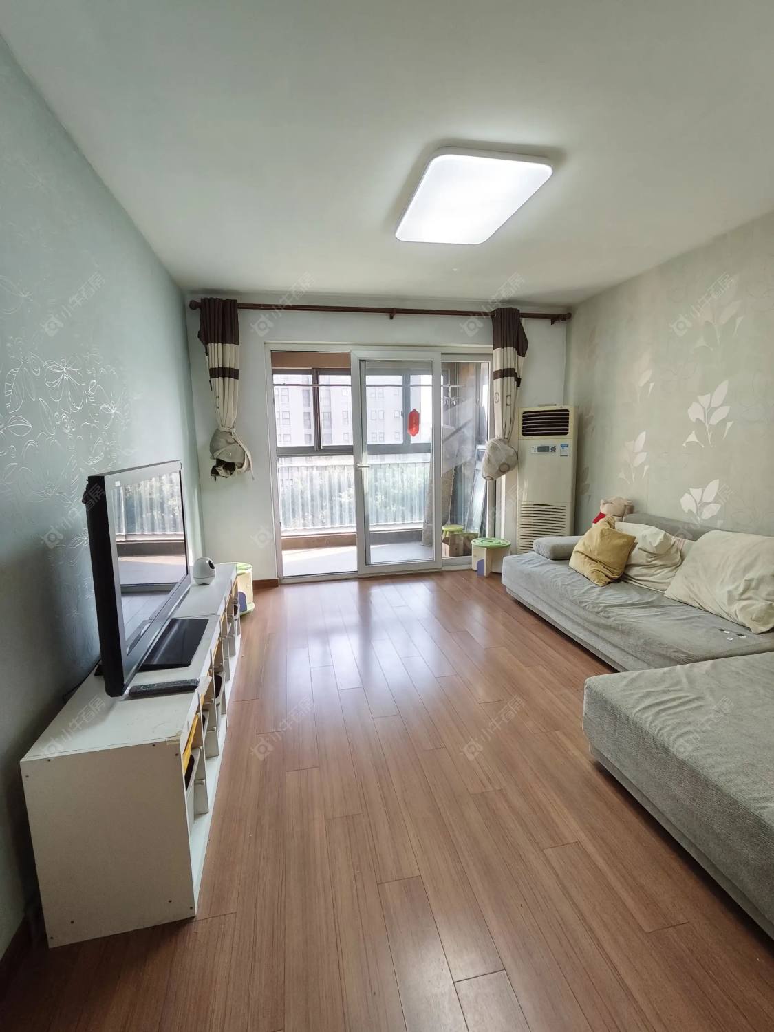 上海万科四季花城111弄在售二手房源小区图_小牛看房