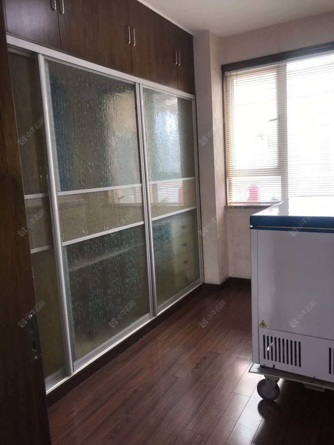 上海万科四季花城1166弄在售二手房源小区图_小牛看房