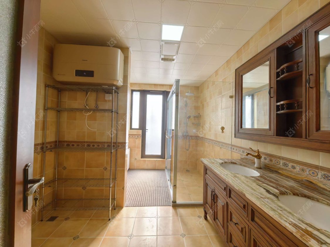 上海万科琥珀郡园别墅区在售二手房源小区图_小牛看房