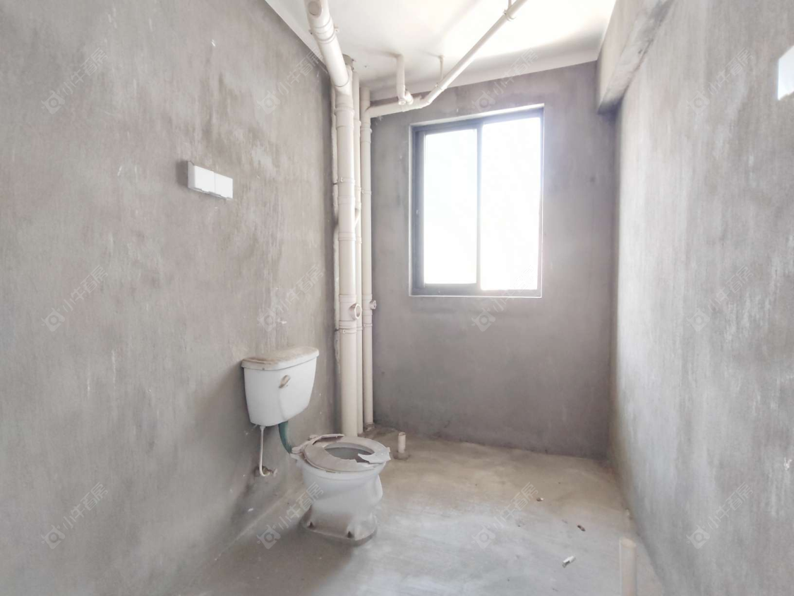 上海菊泉新城爱建顾园东区在售二手房源小区图_小牛看房