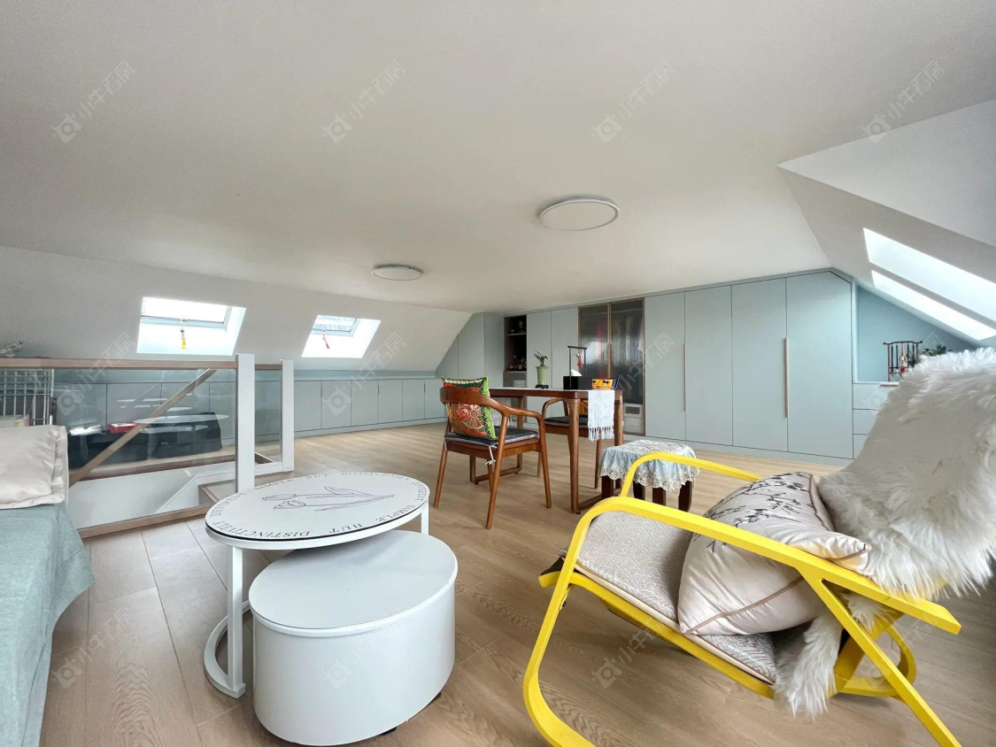 上海中建阅澜山在售二手房源小区图_小牛看房