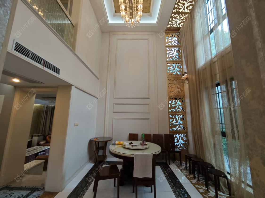 上海爱法奥朗新庄园在售二手房源小区图_小牛看房