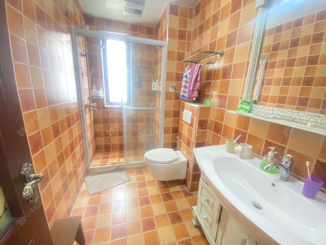 上海万科琥珀郡园别墅区在售二手房源小区图_小牛看房