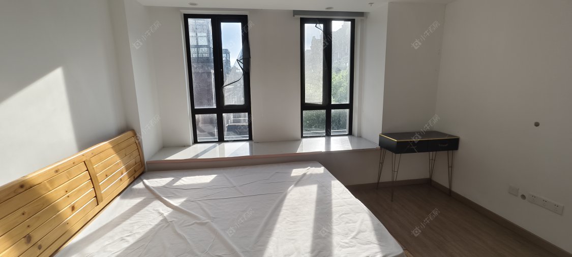 上海金地艺华年商住楼在售二手房源小区图_小牛看房