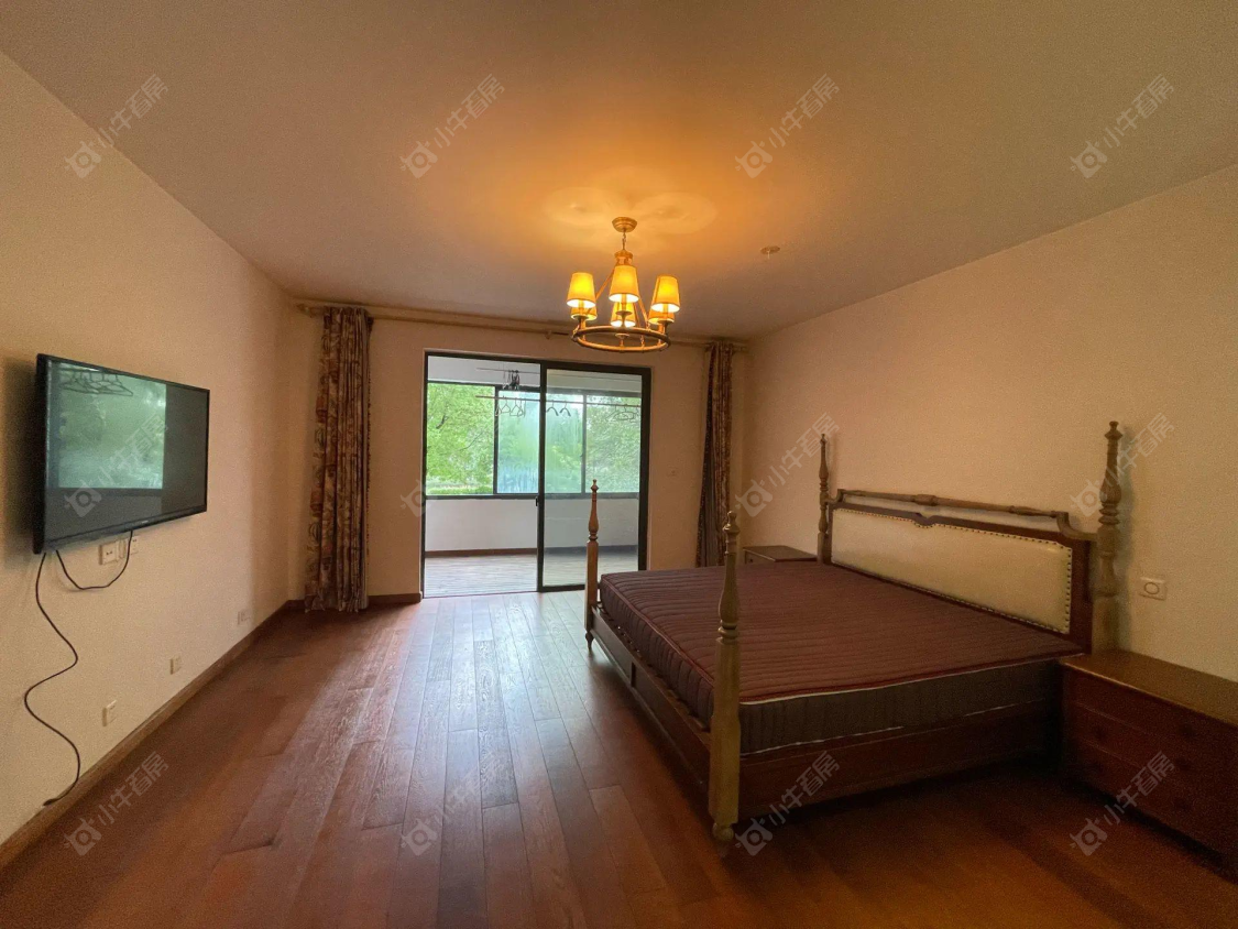 上海美兰湖岭域在售二手房源小区图_小牛看房