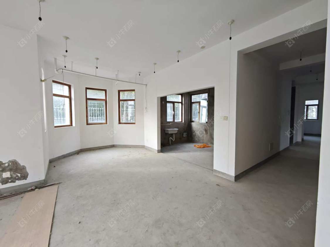 上海爱法奥朗新庄园在售二手房源小区图_小牛看房