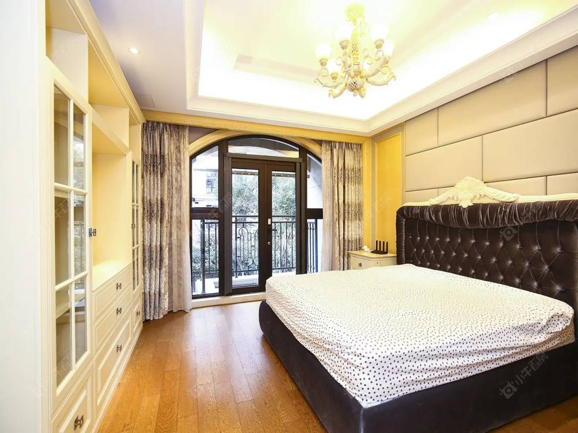 上海银亿领墅在售二手房源小区图_小牛看房