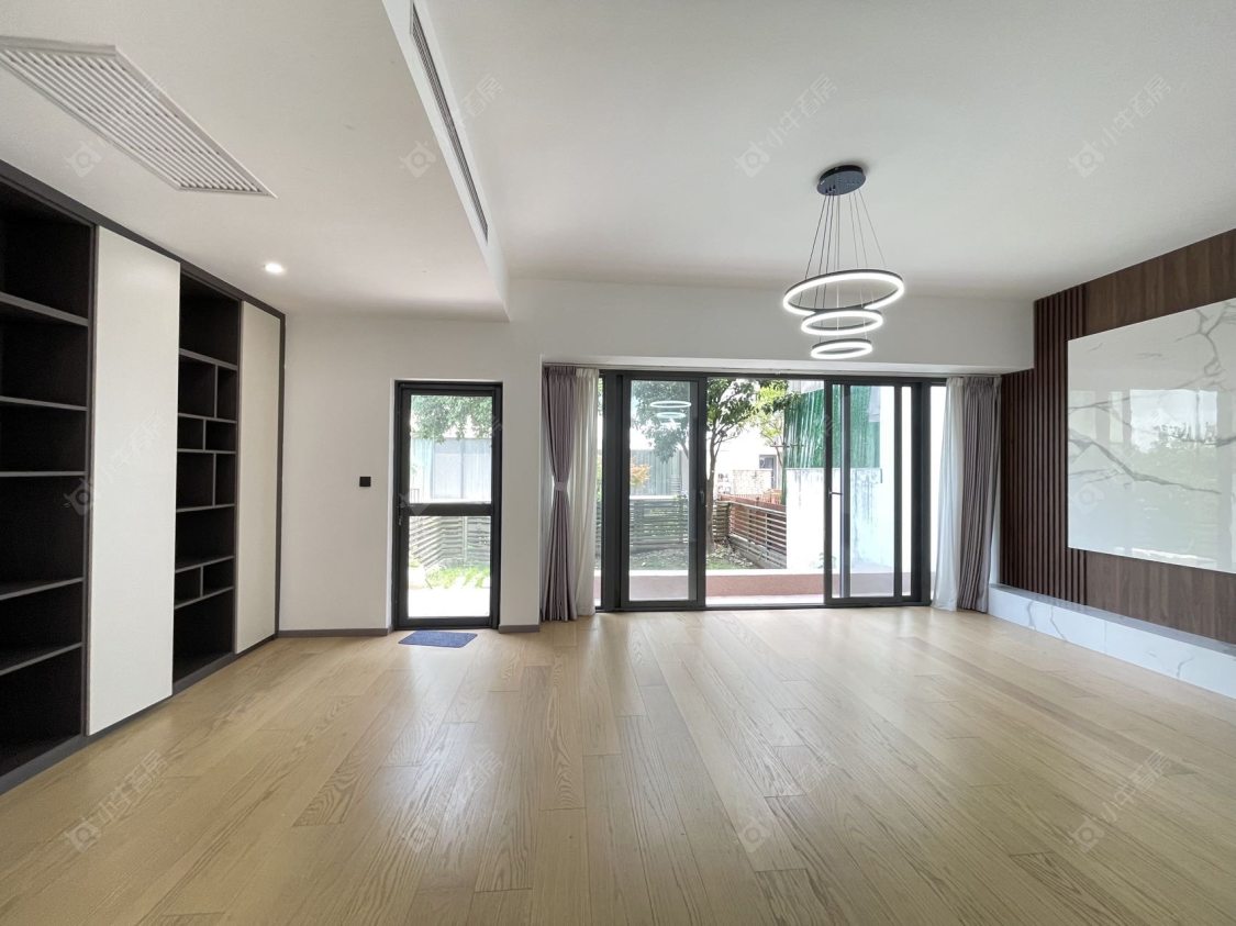 上海凯德林茵湖畔东区别墅区在售二手房源小区图_小牛看房