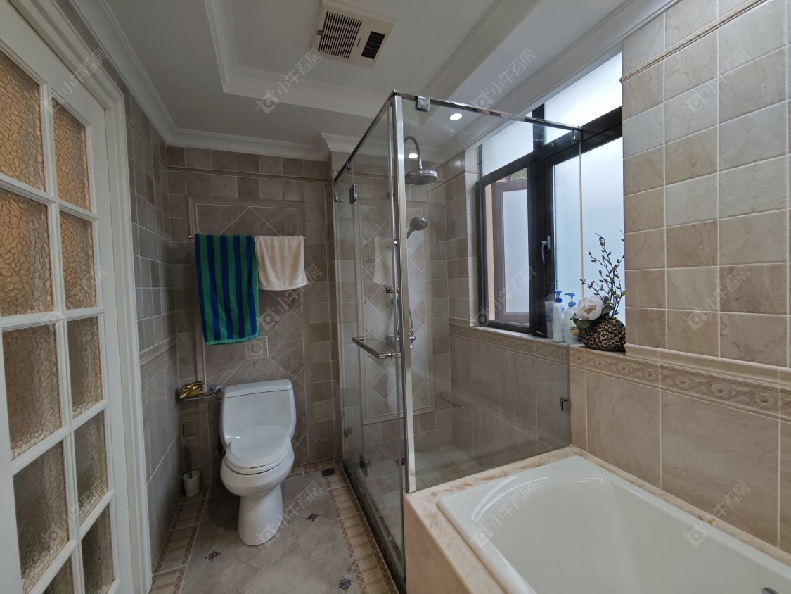 长泰东郊御园别墅区房源 上海长泰东郊御园别墅区在售二手房源_小牛看房