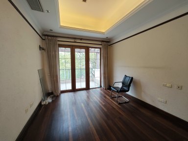 上海绿洲千岛花园5室3厅4卫在售二手房房源图片