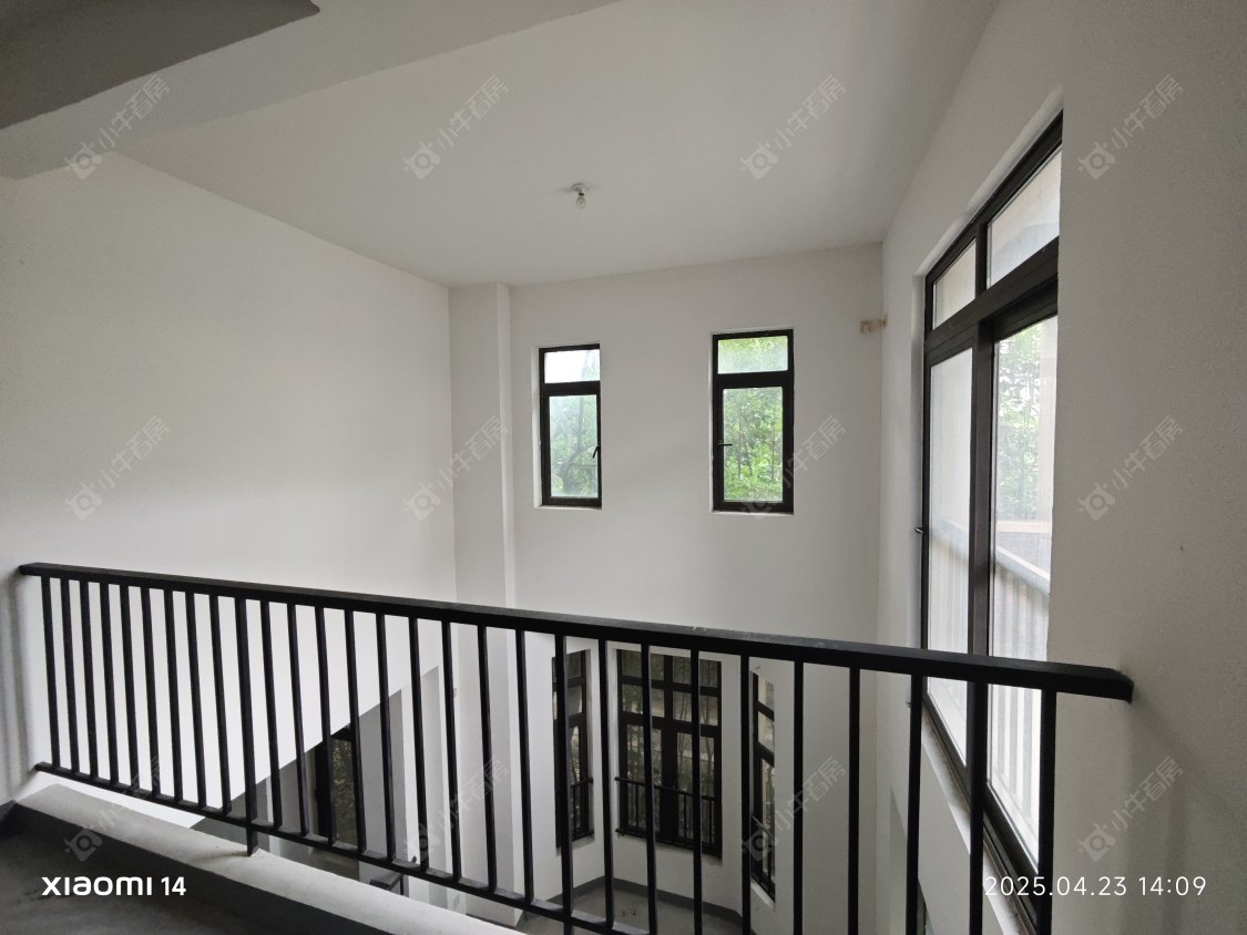 长泰东郊御园别墅区房源 上海长泰东郊御园别墅区在售二手房源_小牛看房