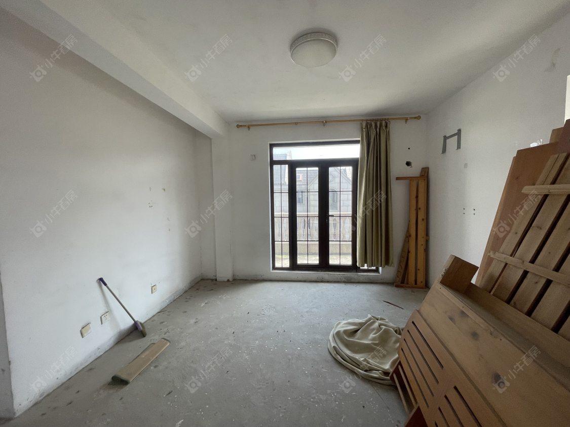 上海璟储新和湾别墅区在售二手房源小区图_小牛看房