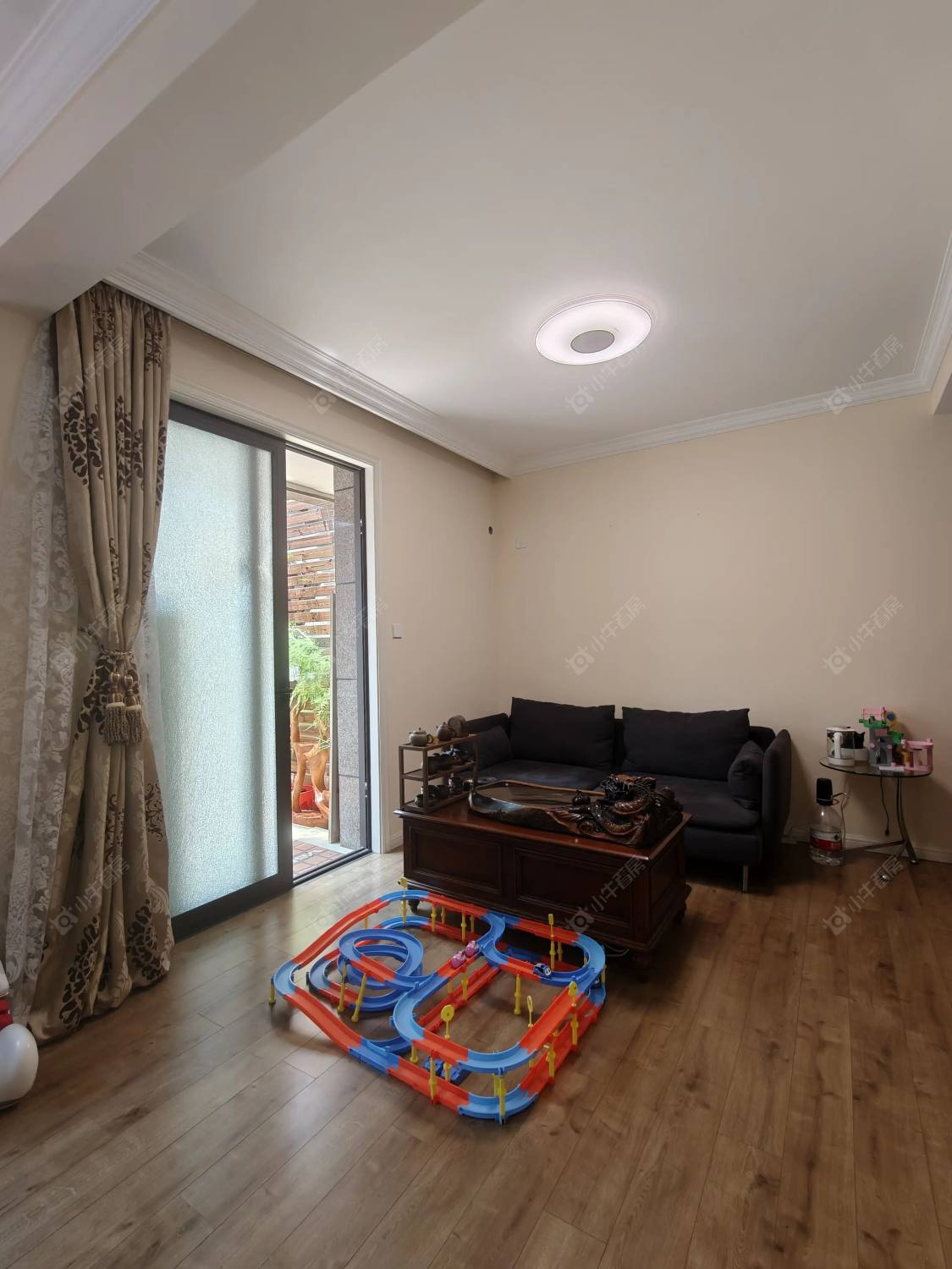 上海万业紫辰苑在售二手房源小区图_小牛看房