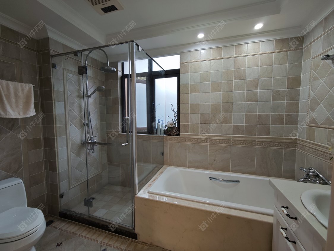 长泰东郊御园别墅区房源 上海长泰东郊御园别墅区在售二手房源_小牛看房