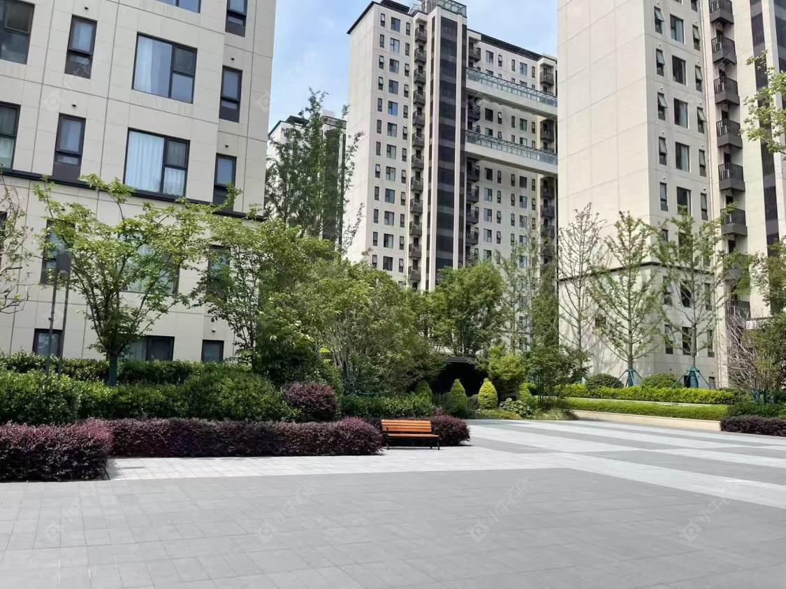 上海保利云上澄光在售二手房源室内图_小牛看房