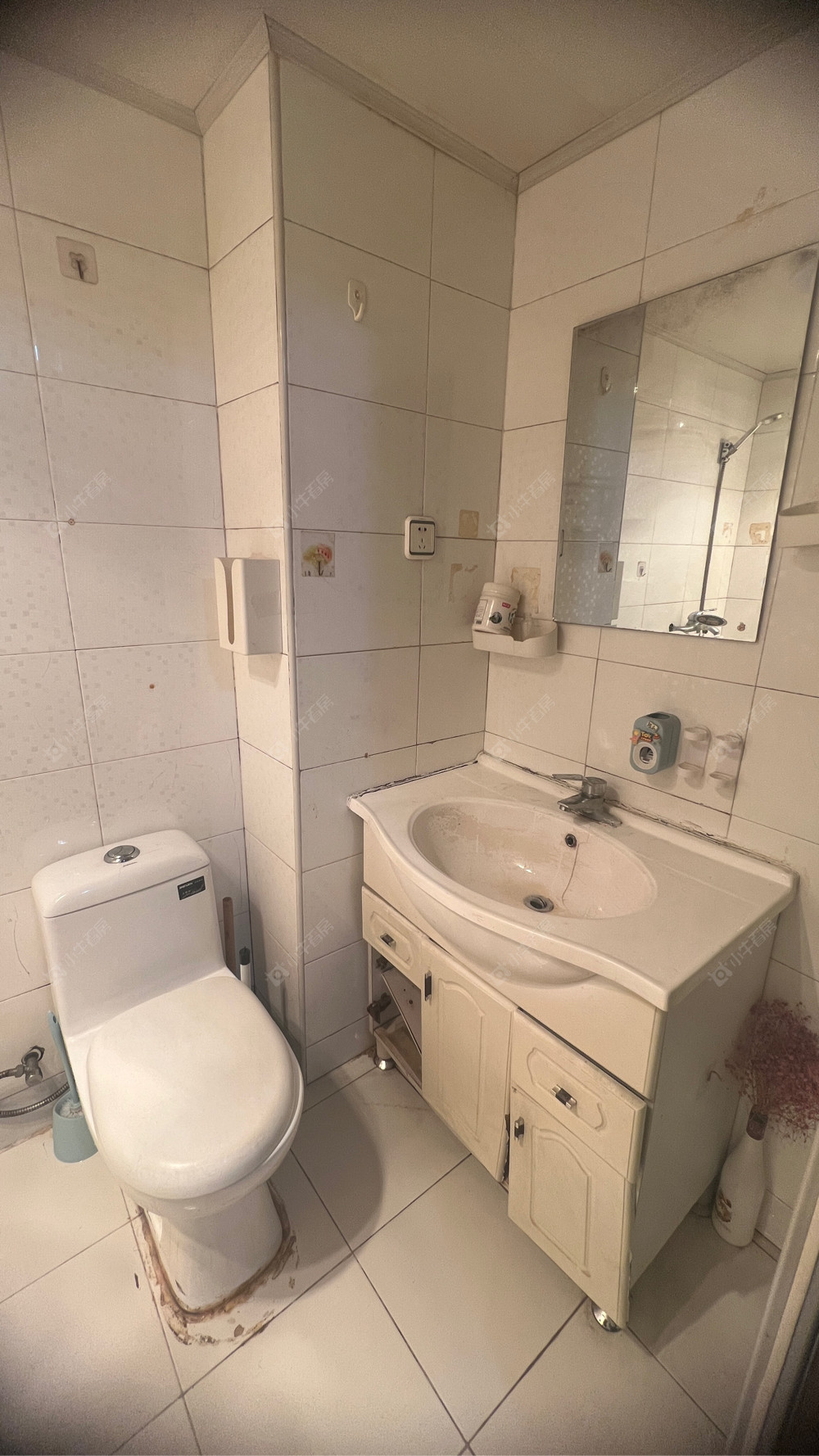 上海艾东小区在租房源小区图_小牛看房