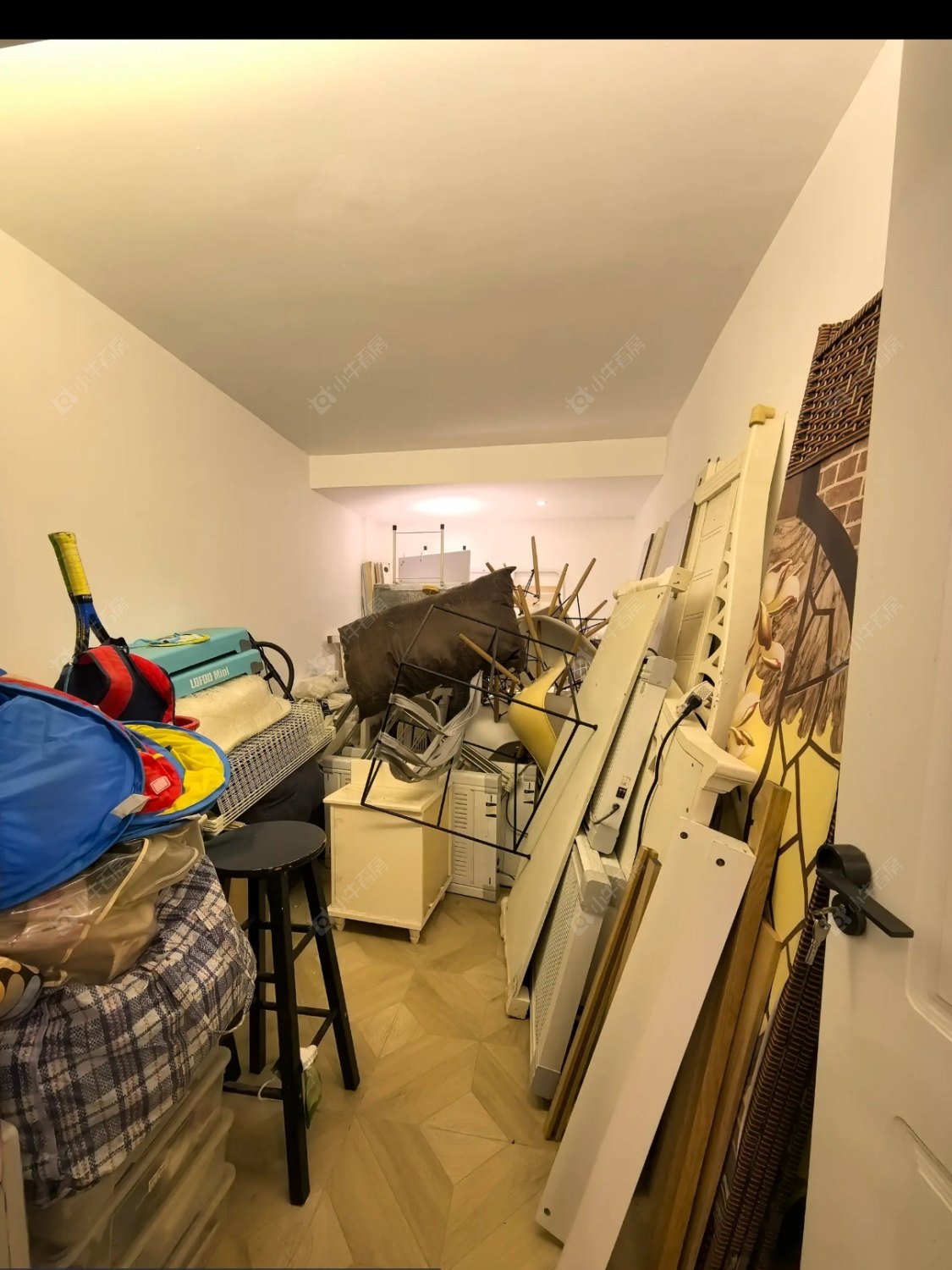 上海美兰湖岭域在售二手房源小区图_小牛看房