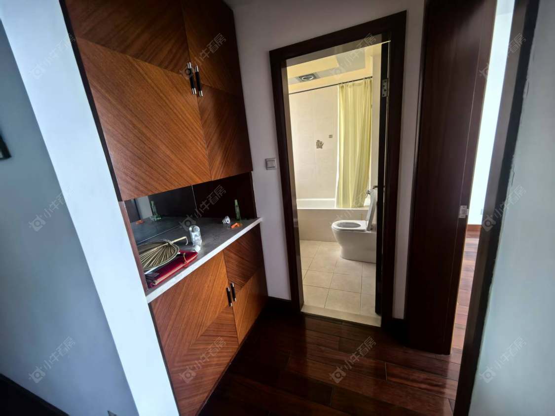 上海幸福小镇明丰绿都在售二手房源小区图_小牛看房