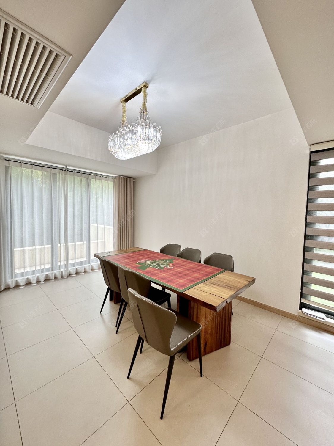 上海凯德林茵湖畔东区别墅区在售二手房源小区图_小牛看房