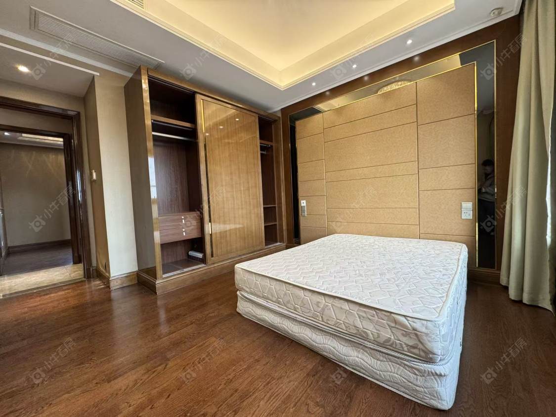 上海恒大御澜庭3600弄在售二手房源小区图_小牛看房