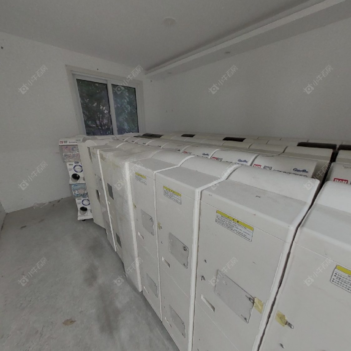 上海佘北家园士弘苑在售二手房源小区图_小牛看房
