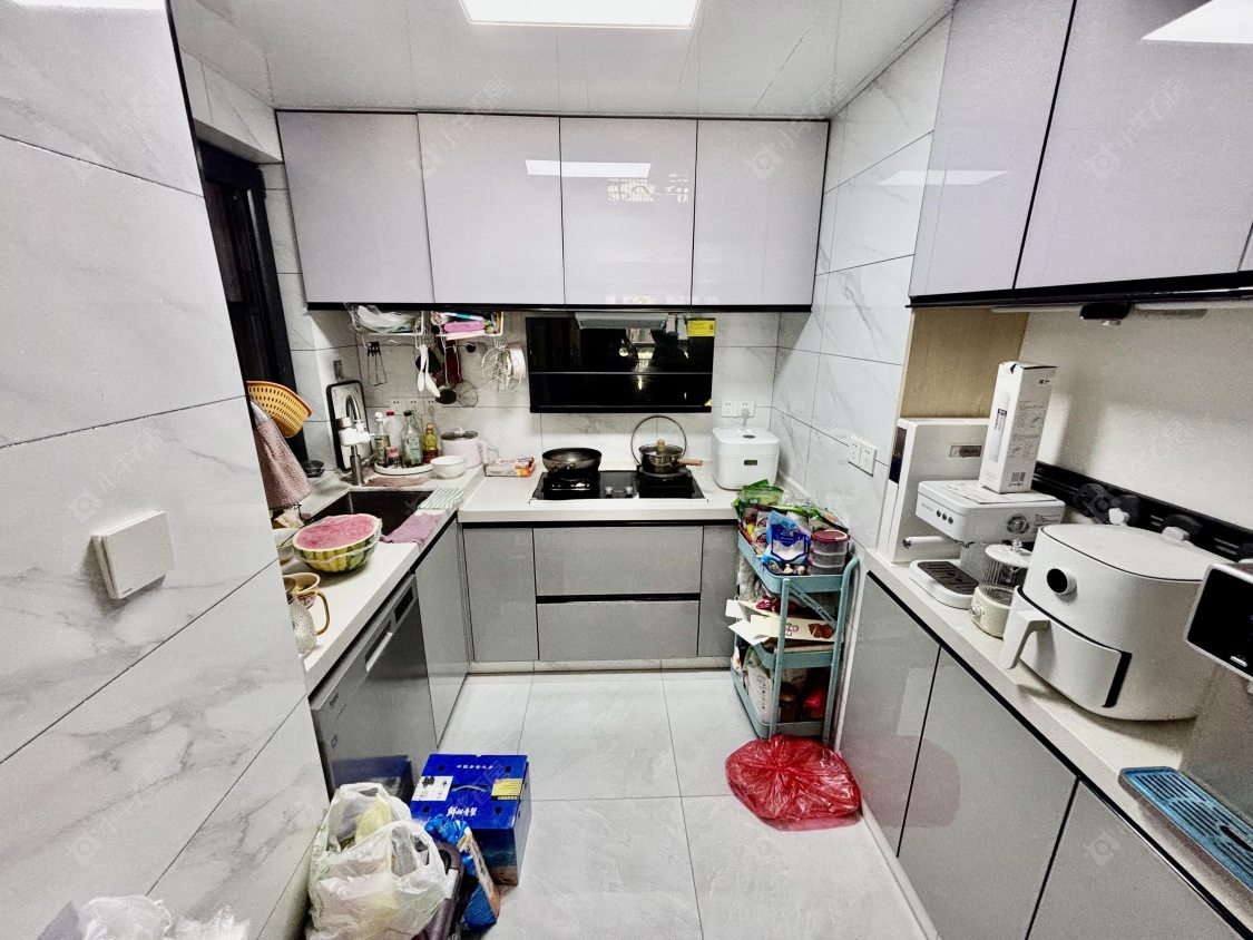 上海四季都会荣方宝邸在售二手房源小区图_小牛看房