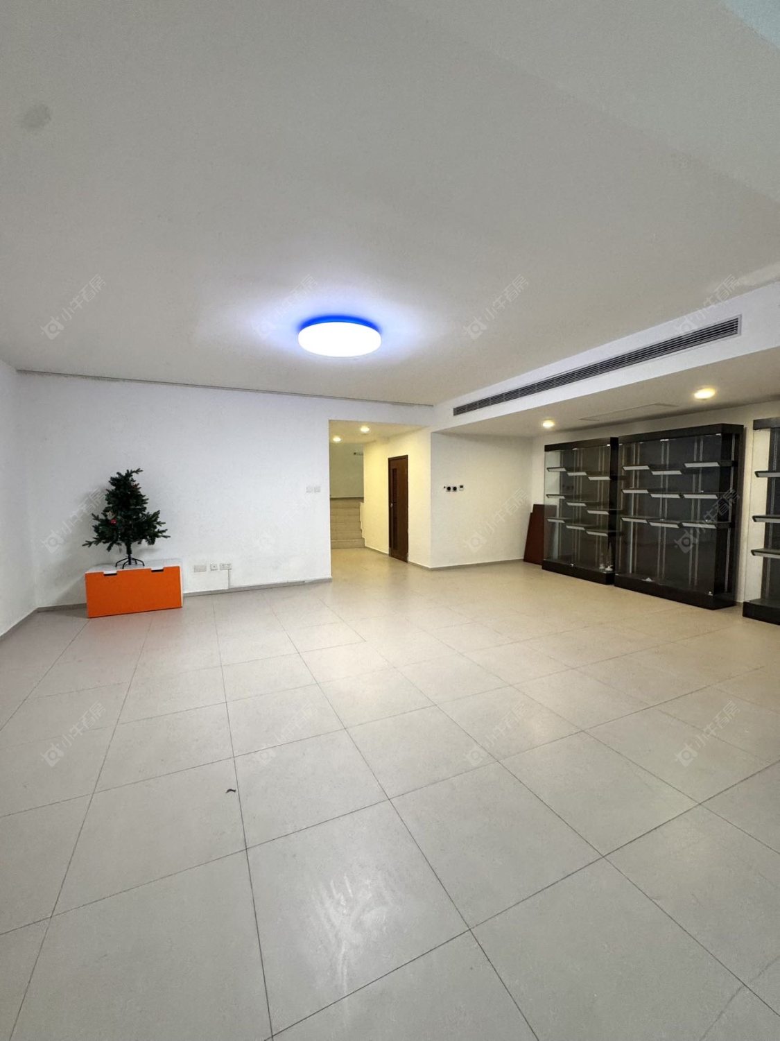 上海凯德林茵湖畔东区别墅区在售二手房源小区图_小牛看房